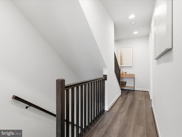 12288 SESSILE CMNS, Fairfax, VA 22030
