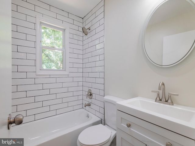 7 FLAG STREET, Pemberton, NJ 08068