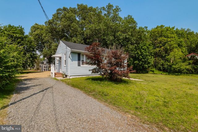 7 FLAG STREET, Pemberton, NJ 08068