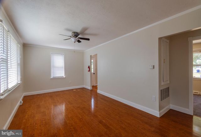 7 FLAG STREET, Pemberton, NJ 08068