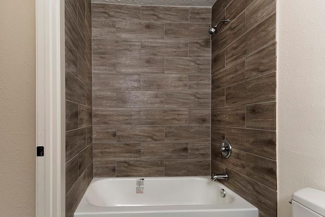 1002 E Red Cedar Circle, The Woodlands, TX 77380