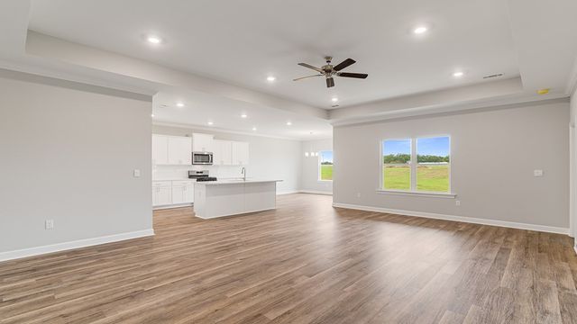 303 Heritage Way, Headland, AL 36345