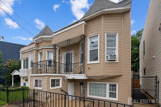 1009 Paterson Plank Road, North Bergen, NJ 07047