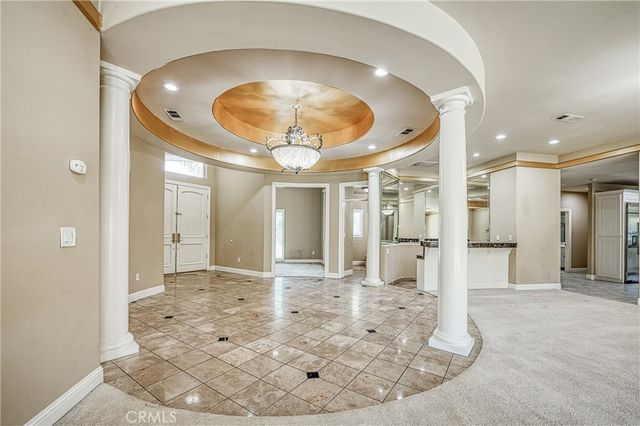 333 W River Court, Fresno, CA 93711