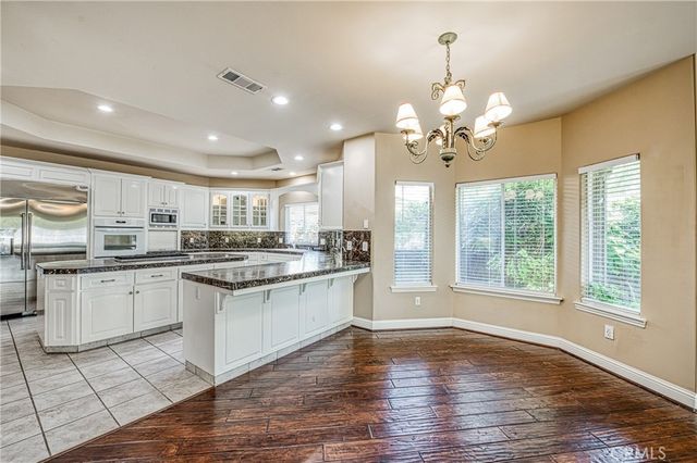 333 W River Court, Fresno, CA 93711
