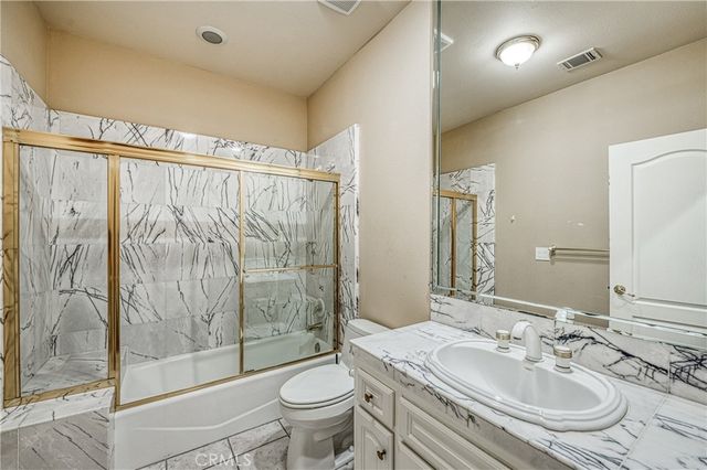 333 W River Court, Fresno, CA 93711