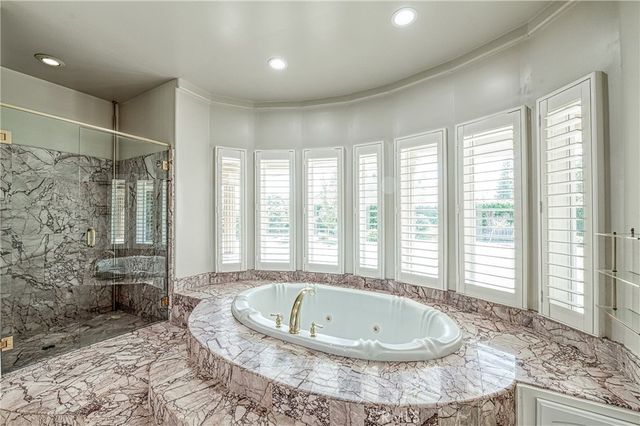 333 W River Court, Fresno, CA 93711