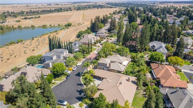 333 W River Court, Fresno, CA 93711