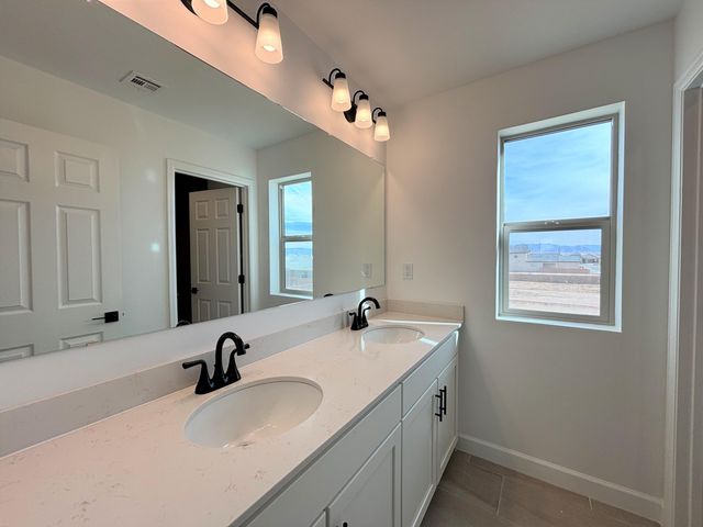 1924 Houser Avenue SE, Albuquerque, NM 87106