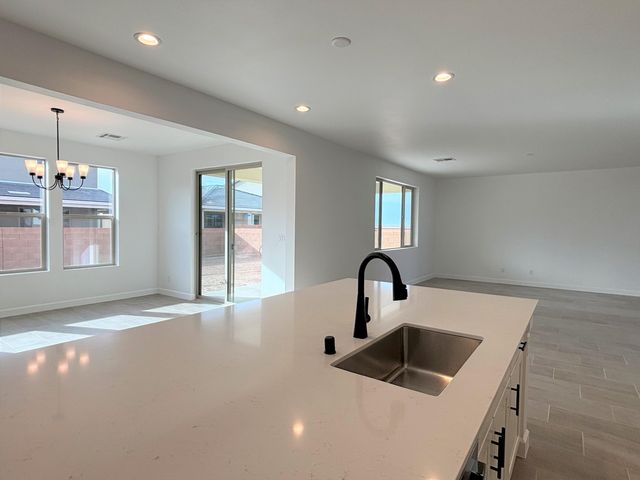 1924 Houser Avenue SE, Albuquerque, NM 87106