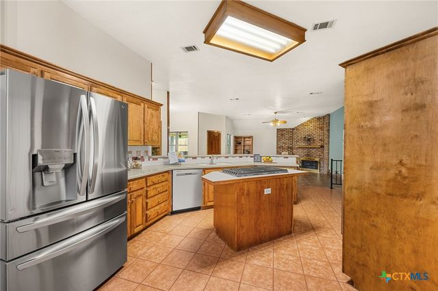 702 Barber Drive, Copperas Cove, TX 76522