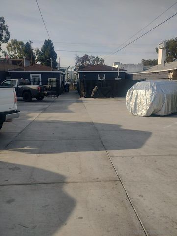 3666 72 Main, San Diego, CA 92113