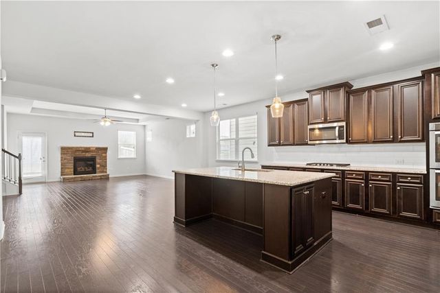 345 Broadmoor Drive, Braselton, GA 30517