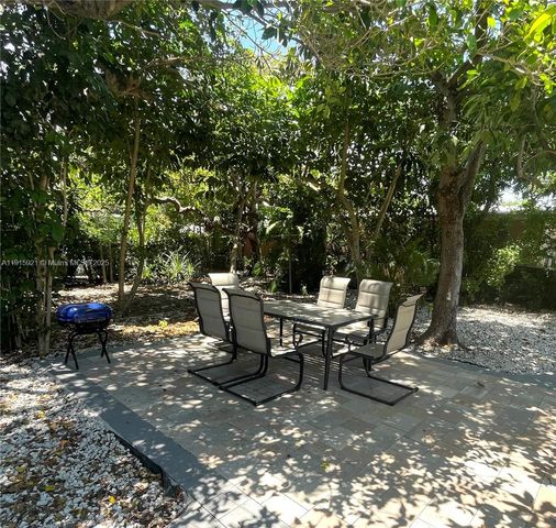 1211 NE 15th Ave 1, Fort Lauderdale, FL 33304