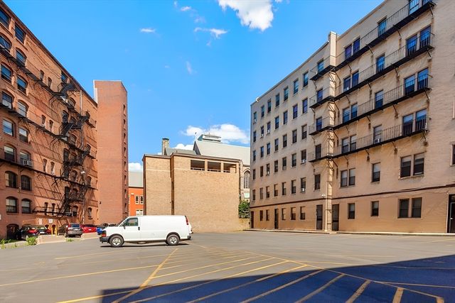 1111 Boylston St. 48, Boston, MA 02215