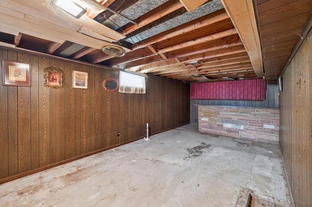 813 Minnehaha Avenue W, Saint Paul, MN 55104