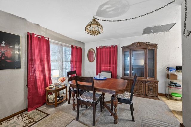 813 Minnehaha Avenue W, Saint Paul, MN 55104