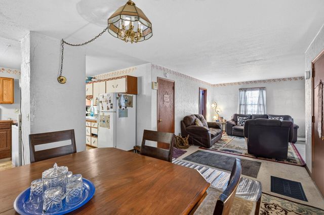 813 Minnehaha Avenue W, Saint Paul, MN 55104