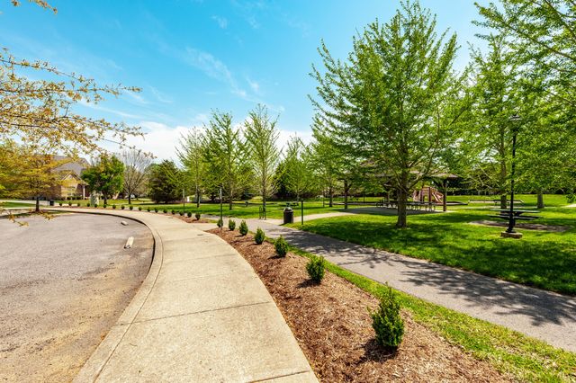 119 Ruland Cir, Hendersonville, TN 37075