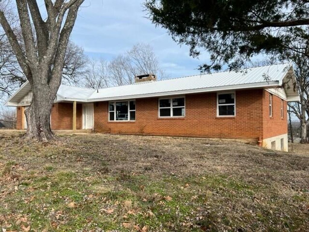 620 Johnson Street, West Plains, MO 65775