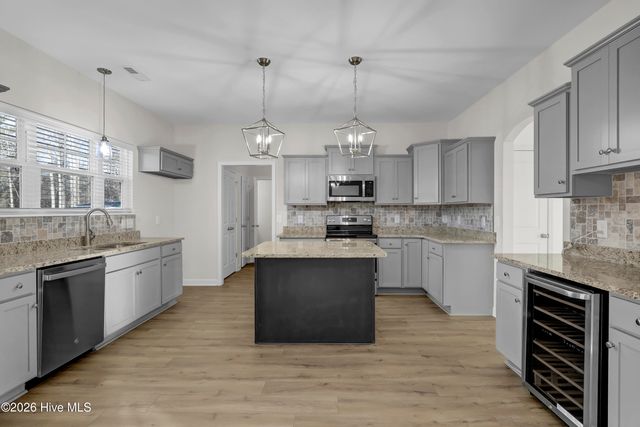 711 Alpha Court, Beulaville, NC 28518