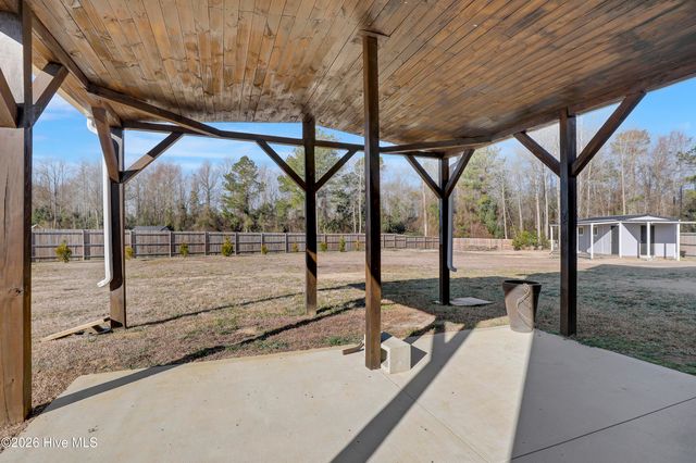 711 Alpha Court, Beulaville, NC 28518