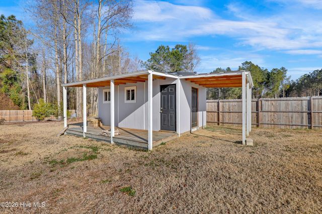 711 Alpha Court, Beulaville, NC 28518