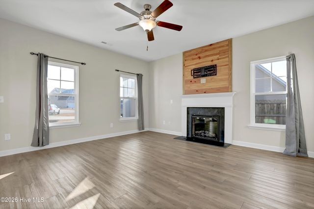 711 Alpha Court, Beulaville, NC 28518