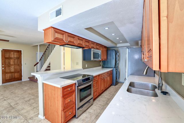 4809 E EUCLID Avenue 2, Phoenix, AZ 85044