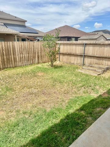 13 Glass Ranch Rd, Odessa, TX 79765