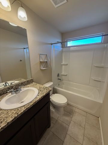 13 Glass Ranch Rd, Odessa, TX 79765