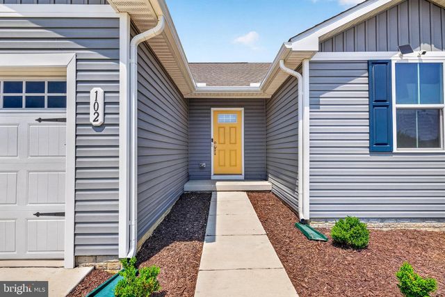 102 POND VIEW LN, Seaford, DE 19973