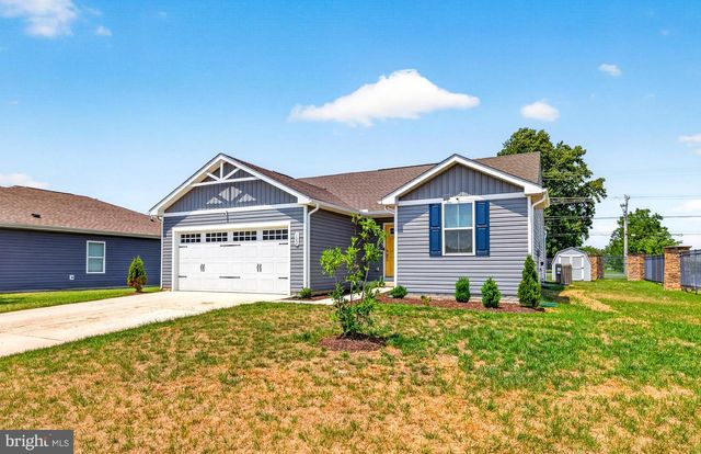 102 POND VIEW LN, Seaford, DE 19973
