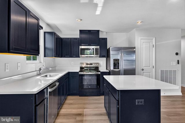 102 POND VIEW LN, Seaford, DE 19973