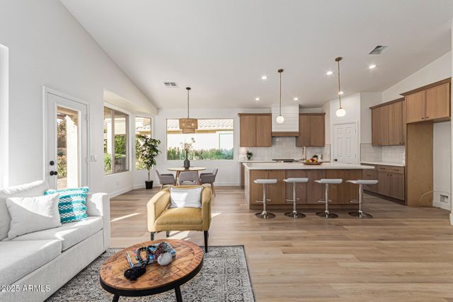 5126 S Sugarberry Court, Gilbert, AZ 85298