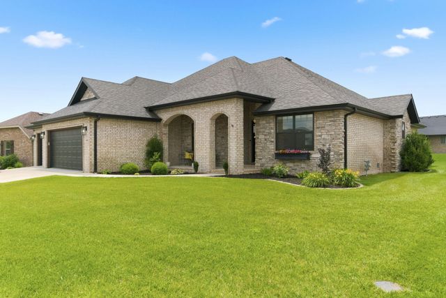 1000 E Tipperary Court, Nixa, MO 65714
