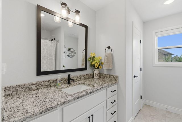 1000 E Tipperary Court, Nixa, MO 65714