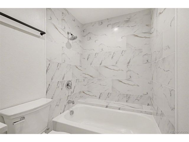 11826 W Bowles Cir, Littleton, CO 80127