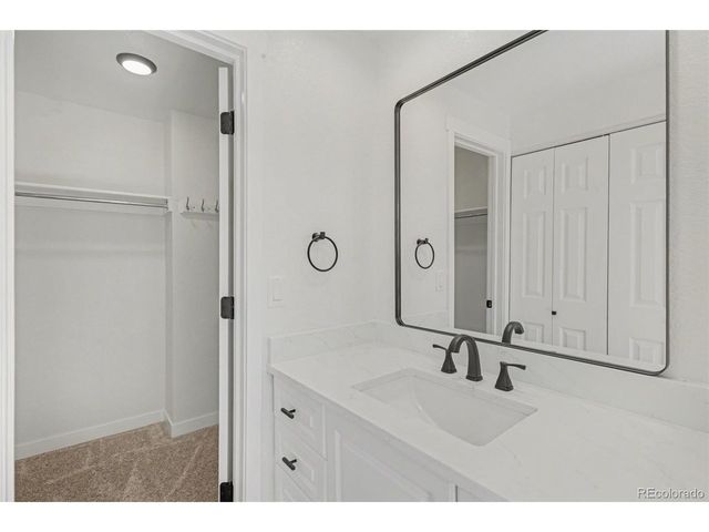 11826 W Bowles Cir, Littleton, CO 80127