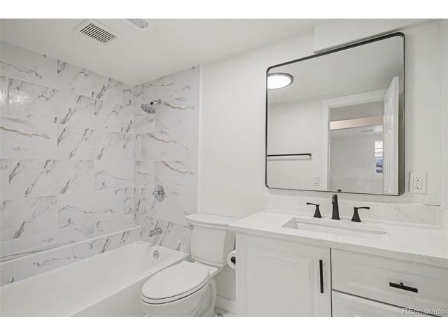 11826 W Bowles Cir, Littleton, CO 80127