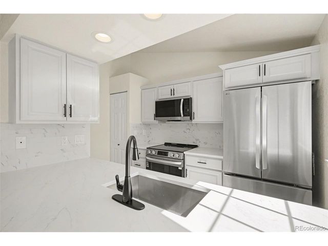 11826 W Bowles Cir, Littleton, CO 80127