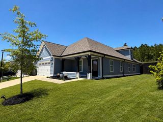 62 Ivy Loop, Phenix City, AL 36867