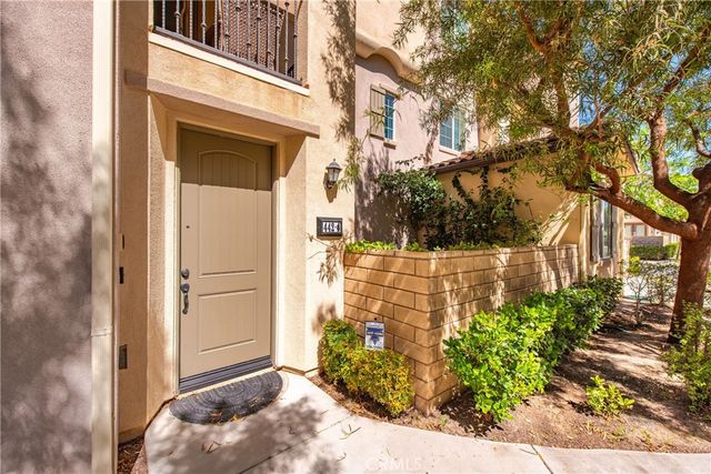 442 Stratus 4, Simi Valley, CA 93065