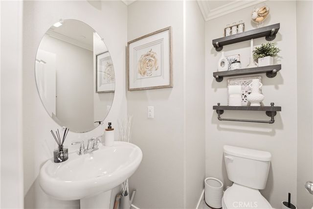442 Stratus 4, Simi Valley, CA 93065