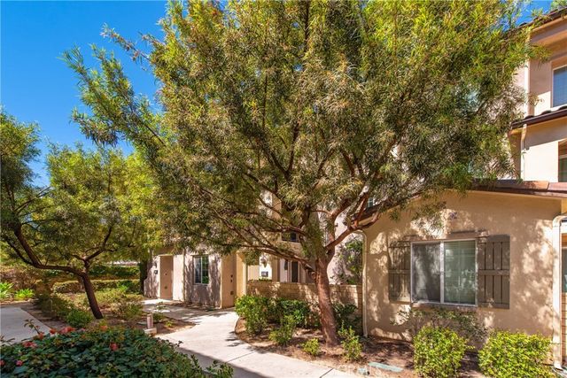 442 Stratus 4, Simi Valley, CA 93065