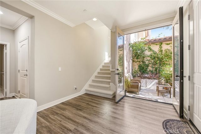 442 Stratus 4, Simi Valley, CA 93065