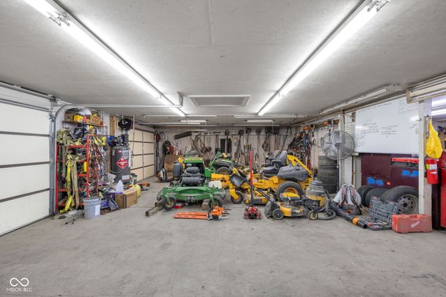 7601 Milhouse Road, Indianapolis, IN 46241