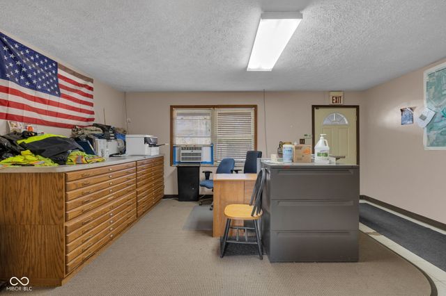 7601 Milhouse Road, Indianapolis, IN 46241