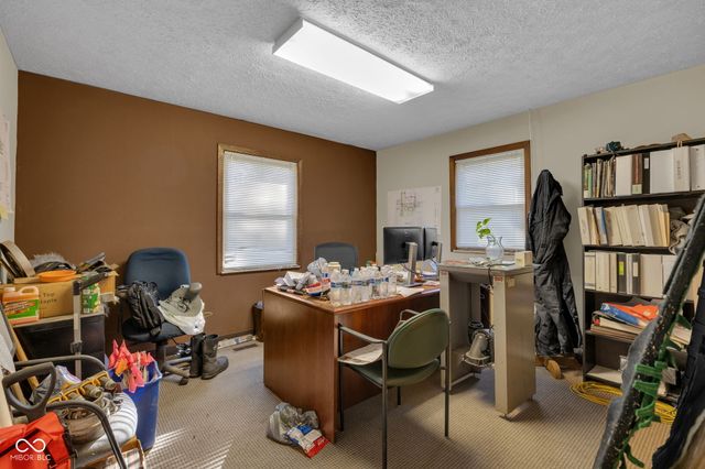 7601 Milhouse Road, Indianapolis, IN 46241