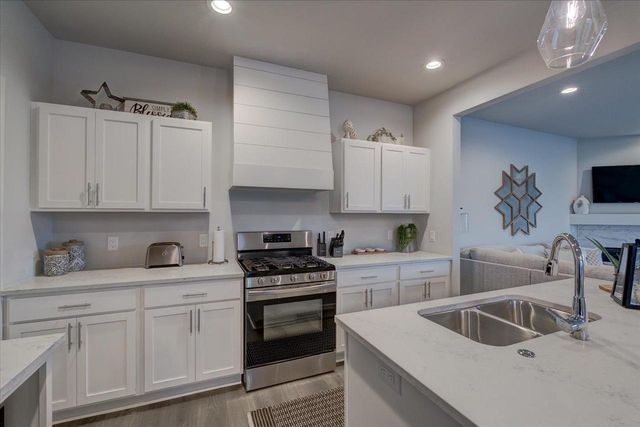 2801 Frisee Drive, Fitchburg, WI 53711